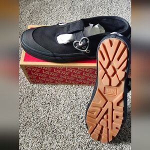 Vans Womens Black Sneakers with Heart Shaped Buckle